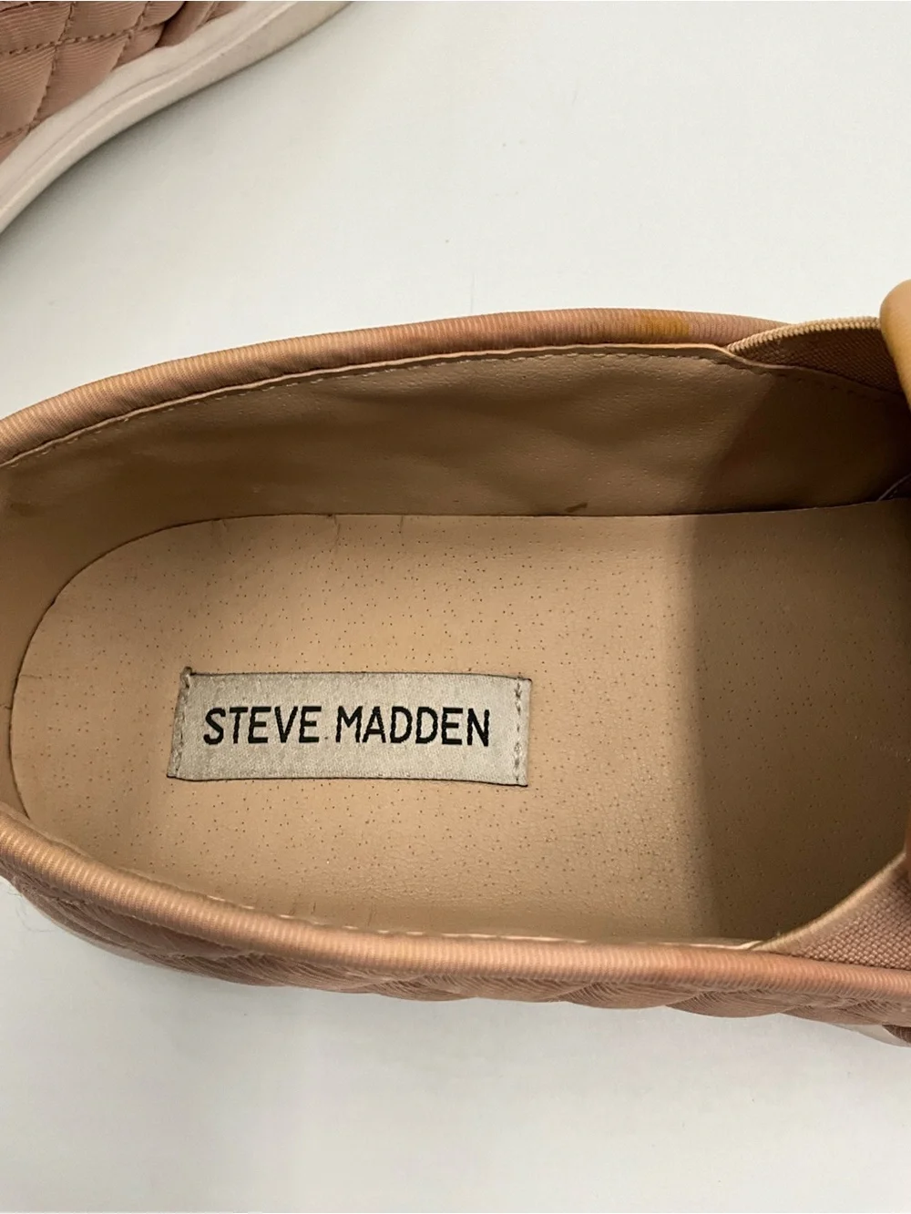 Steve Madden Sneakers Size 8 Brown Quilted Slip-On Sneakers